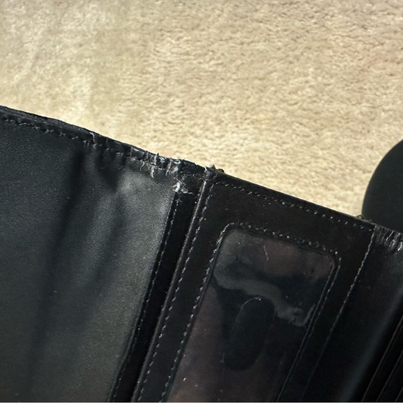 Black Nine West wallett - Picture 3 of 3